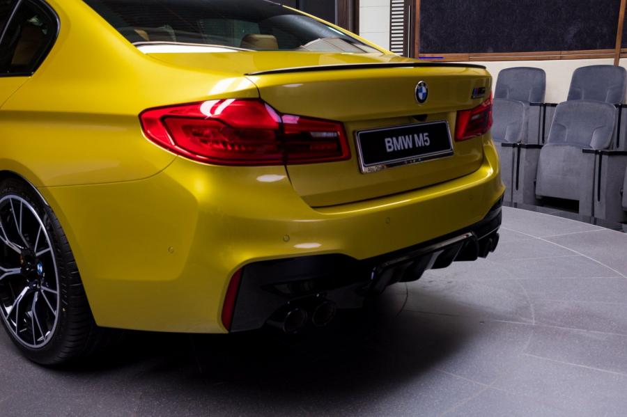Детали экстерьера BMW M5 Competition (F90) 2020 года  (UAE) (фото 9 из 36)